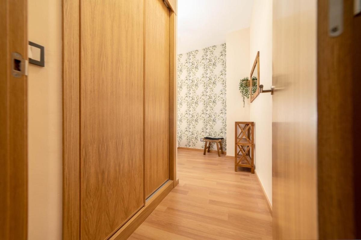 -Malagasunapts- Stylish City Centre Pool&Parking Zewnętrze zdjęcie