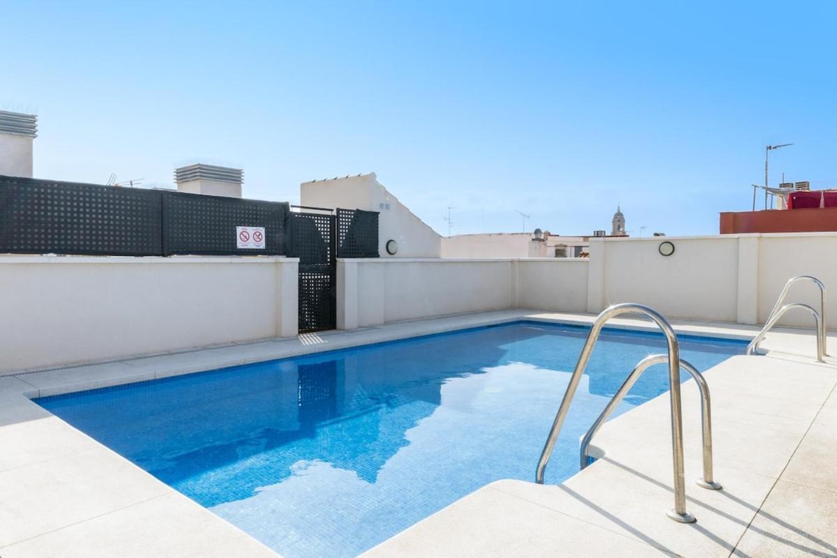 -Malagasunapts- Stylish City Centre Pool&Parking Zewnętrze zdjęcie